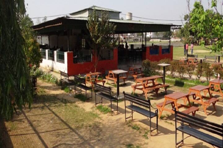 cafeteria
